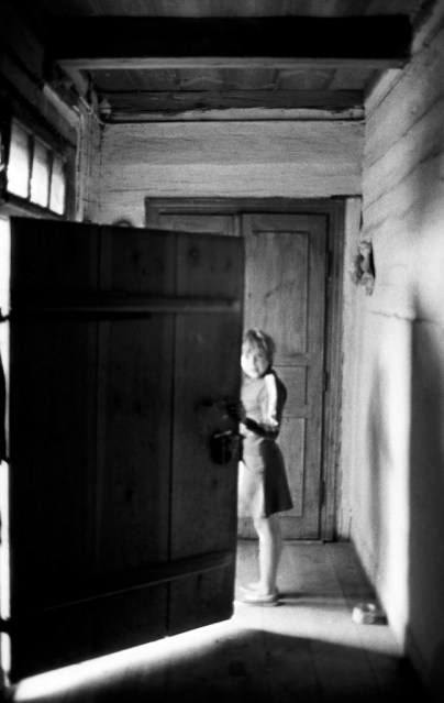 André's cousin, Bożena, at his grandfather's farm in Krzatka. (Michel Botman Photography, Poland 1977)