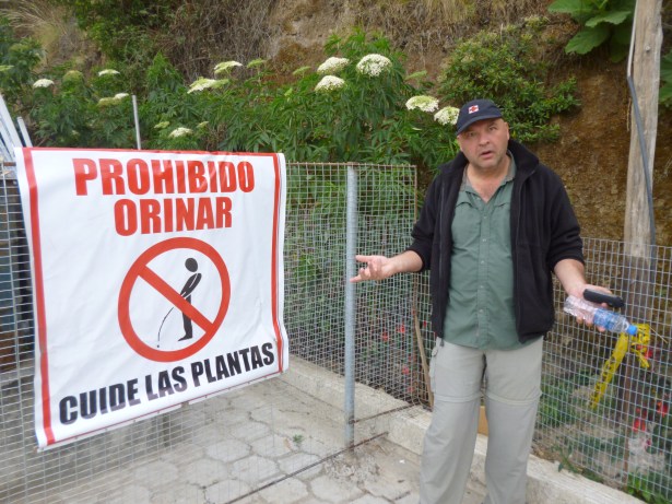 Futile measures. Bust stop on the road to Esmeralda, Ecuador 2014. © Michel Botman Photography